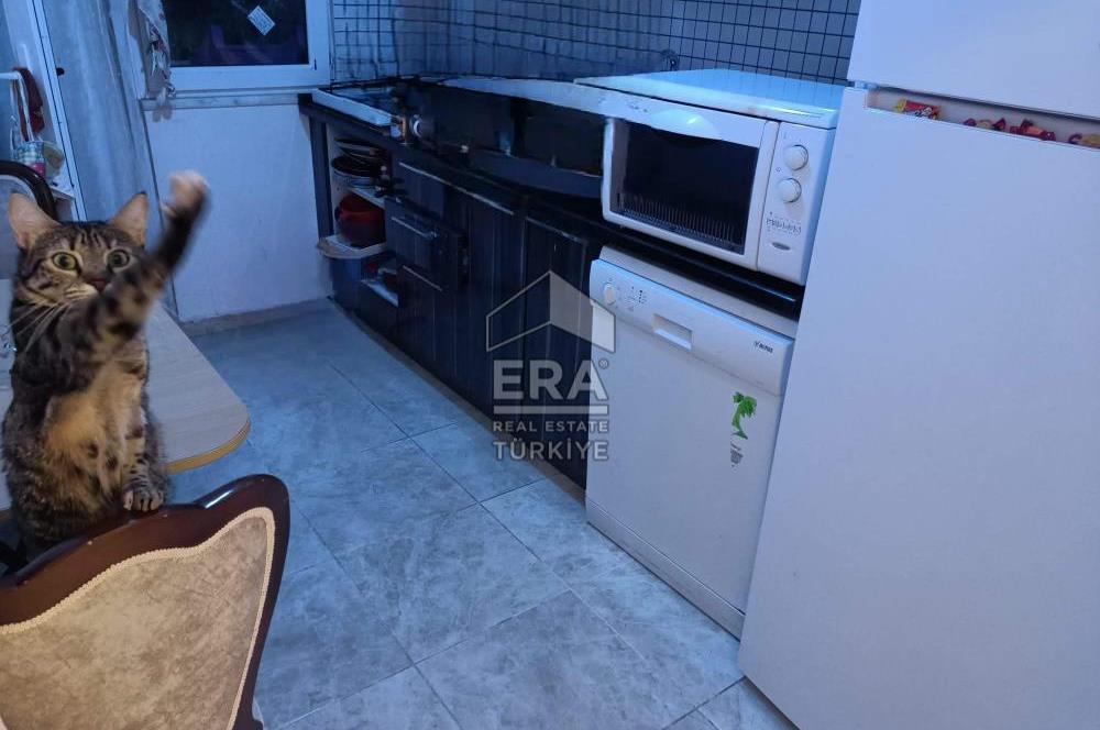 TUZLA İSTASYONU KARŞISINDA SATILIK 2+1 DAİRE