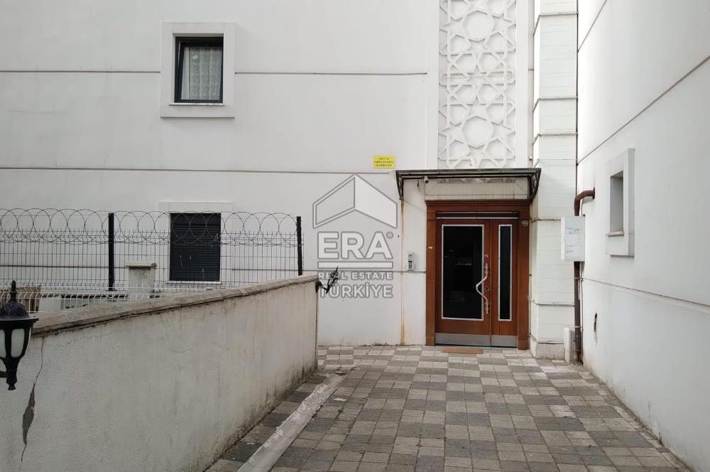 TUZLA İSTASYONU KARŞISINDA SATILIK 2+1 DAİRE