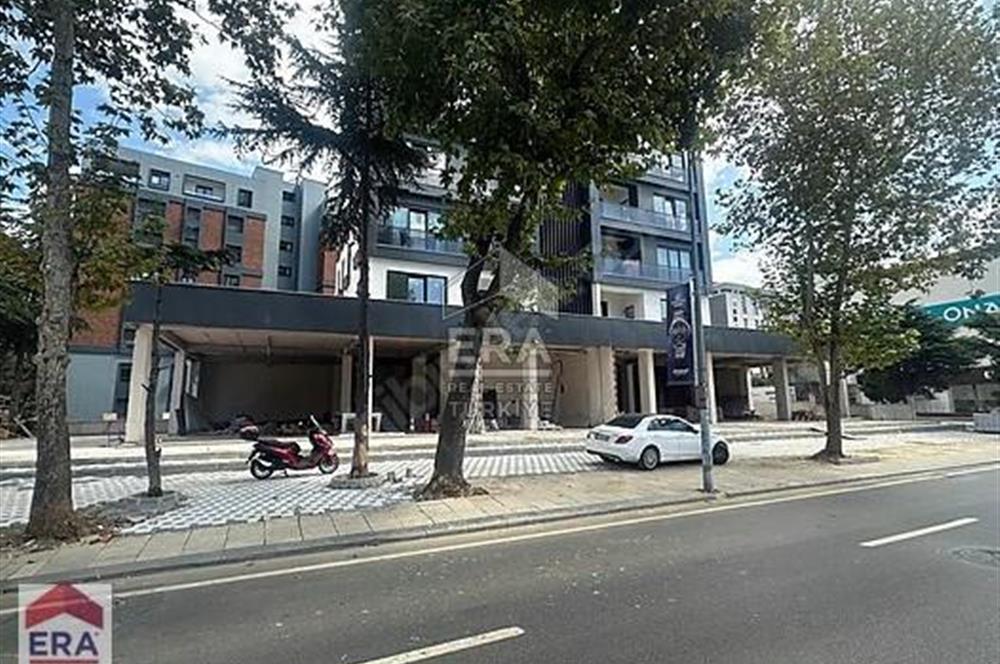 KARTAL ATALAR MİNÜBÜS CADDESİNDE GENİŞ CEPHELİ KİRALIK DÜKKANLAR