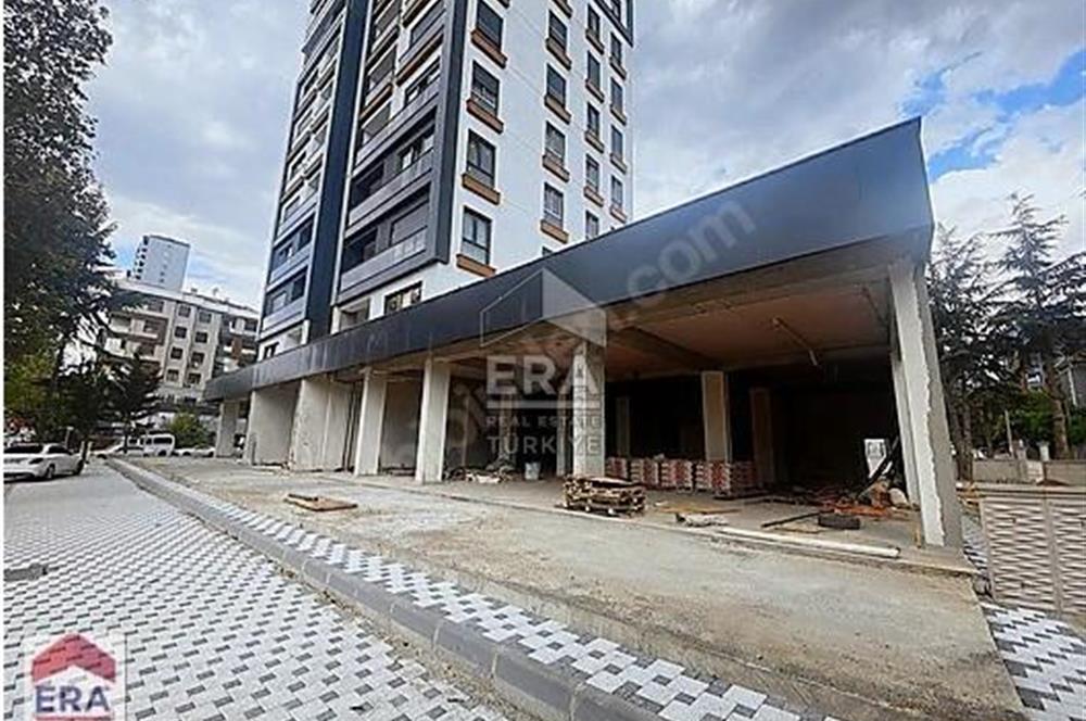 KARTAL ATALAR MİNÜBÜS CADDESİNDE GENİŞ CEPHELİ KİRALIK DÜKKANLAR