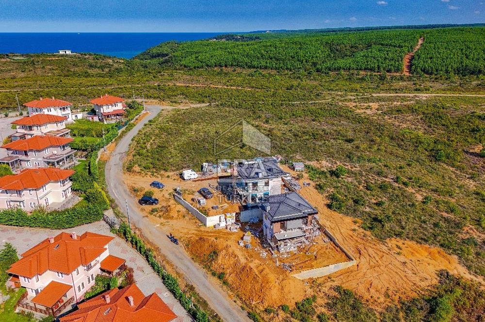 BEYKOZ RİVA'DA SATILIK MÜSTAKİL VİLLA