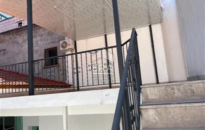 İzmir Basmane Tarihi Kent Merkezinde Kiralık Tarihi Hostel