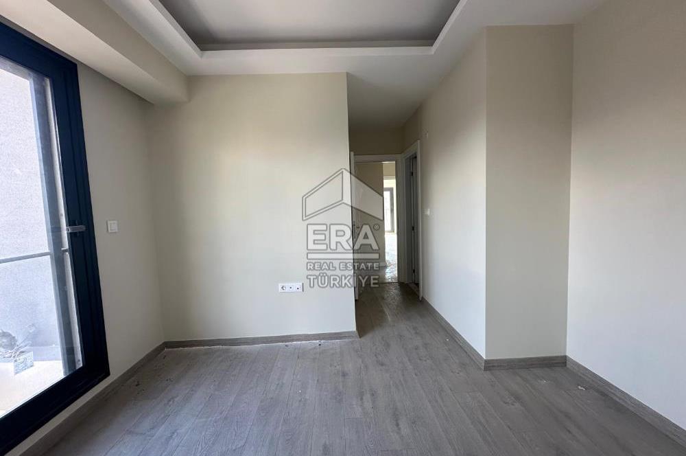 Bornova Manavkuyuda Cadde Üzerinde 3+1 Satılık Daire