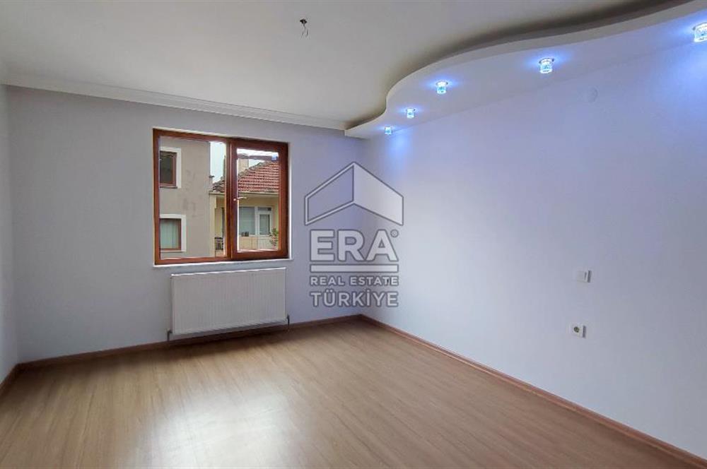 ERA SÖZ DEN KARESİ PAŞAALANI MÜKEMMEL KONUMDA SATILIK 3+1 DAİRE