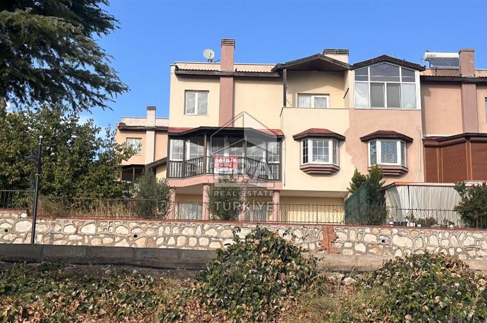 Villakentte 3+2 Triplex Satılık Villa