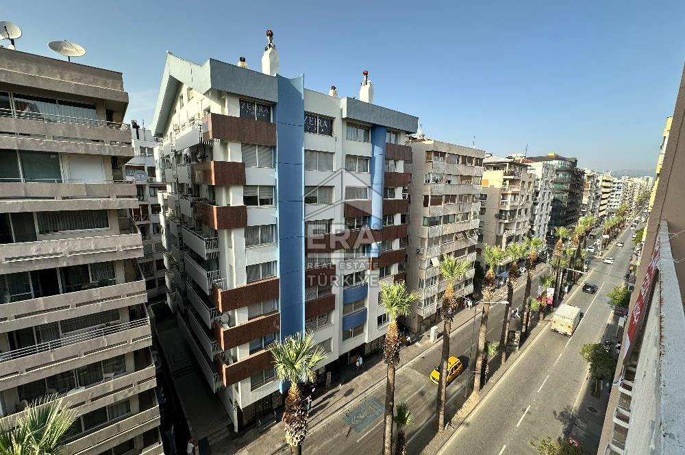 Alsancak Talatpaşa Bulvar Macro Center Karşısı 3+1 Satılık Daire