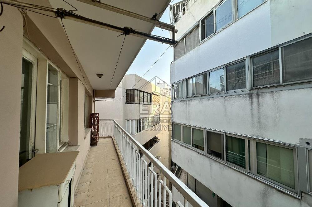 Alsancak Talatpaşa Bulvar Macro Center Karşısı 3+1 Satılık Daire