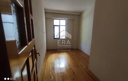 MANAVGAT ÇAĞLAYAN MAHALLESİ HASTANE CADDESİNDE SATILIK 3+1 DAİRE