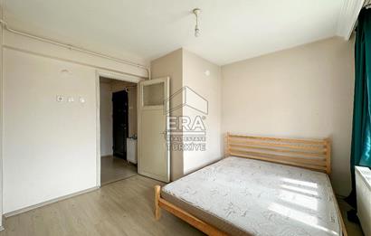 ERA SÖZ DEN KIZILAY CADDESİNDE EŞYALI KİRALIK 2+1 DAİRE