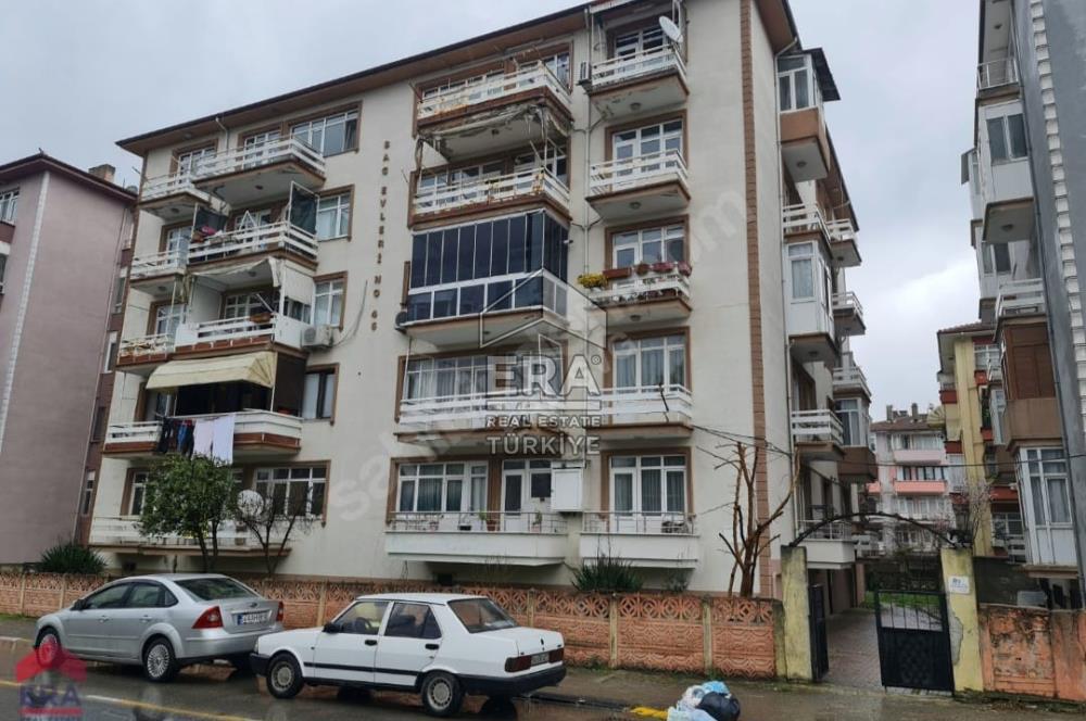 ERA SVG GAYRİMENKUL DEN MİTHATPAŞA ULUCAMİİ KARŞISINDA 3+1 DAİRE