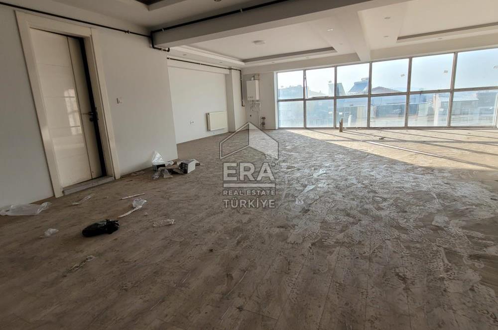 Topraklıkta Cadde Üzerinde Dubleks 200 m2 Kiralık Sıfır Ofis