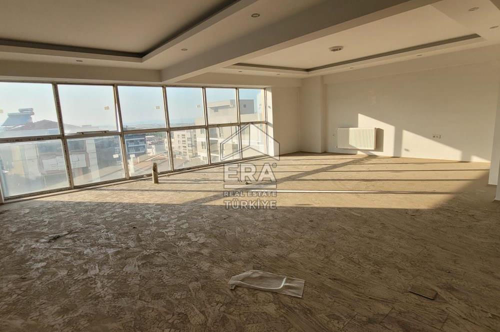 Topraklıkta Cadde Üzerinde Dubleks 200 m2 Kiralık Sıfır Ofis