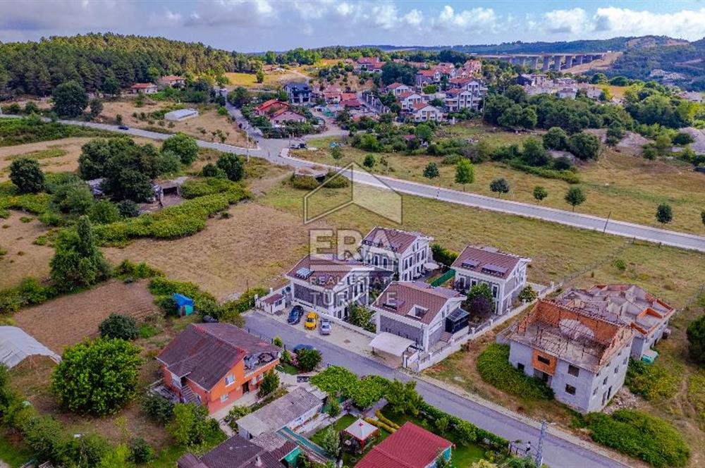 Sarıyer Uskumruköy'de Butik Sitede 4.5+1, 275m2 Müstakil Villa