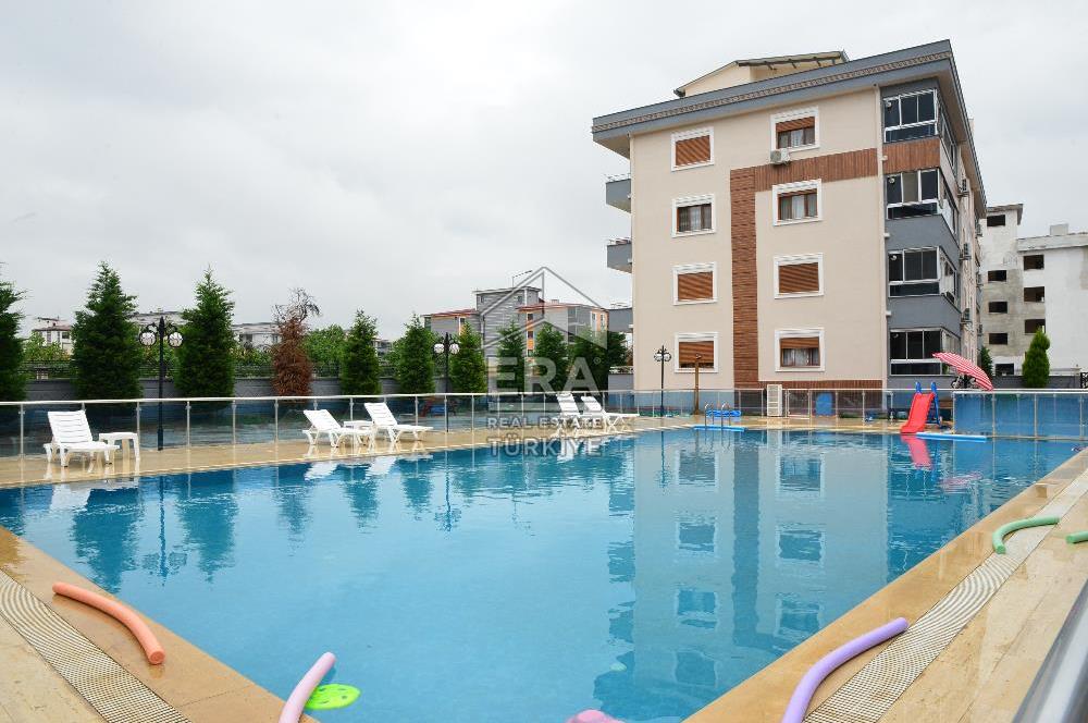 ERA NİVA'DAN TORBALI LİFE PALAS SİTESİ 180 m2 HAVUZLU 3+1 DAİRE