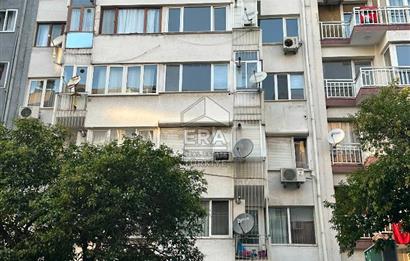 Göztepe Yalı'da Deniz Manzaralı 3+1 Satılık Daire