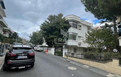 Florya Şenlikköy'de 240m2 4+1 Lüks Arakat Daire