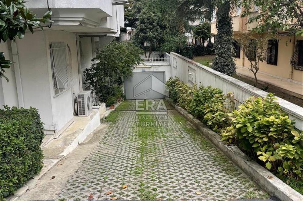 Florya Şenlikköy'de 240m2 4+1 Lüks Arakat Daire