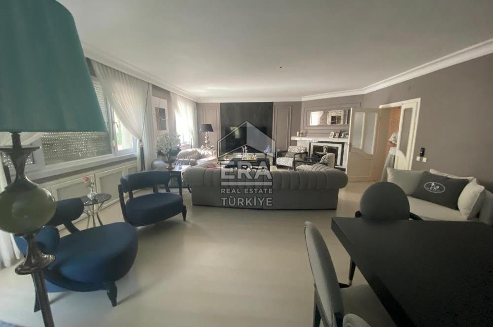 Florya Şenlikköy'de 240m2 4+1 Lüks Arakat Daire