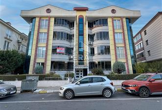 ERA SÖZ DEN BAHÇELİEVLER MH SATILIK 3+1 165 m² ARA KAT DAİRE