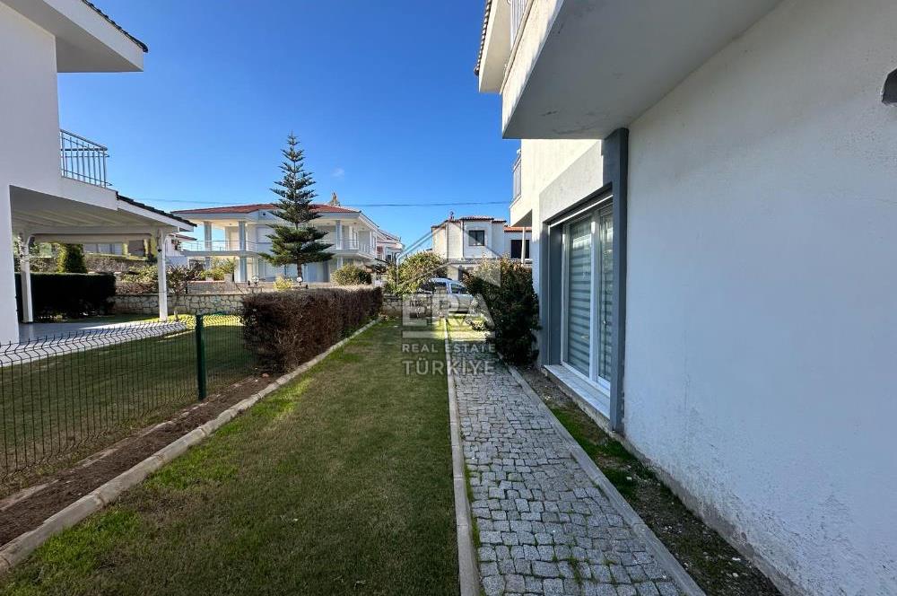 Çeşme Çiftlikköy Denize Yürüme Mesafesinde Satılık 3+1 Villa