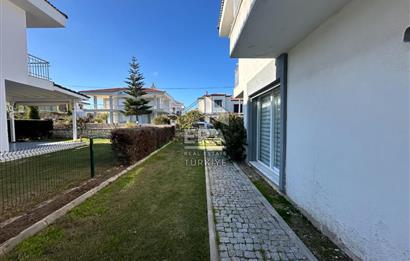 Çeşme Çiftlikköy Denize Yürüme Mesafesinde Satılık 3+1 Villa