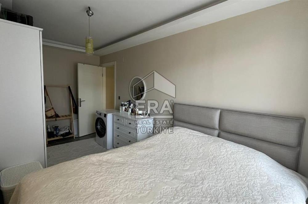 URLA'DA MERKEZİ KONUMDA GENİŞ - FERAH 1+1 DAİRE