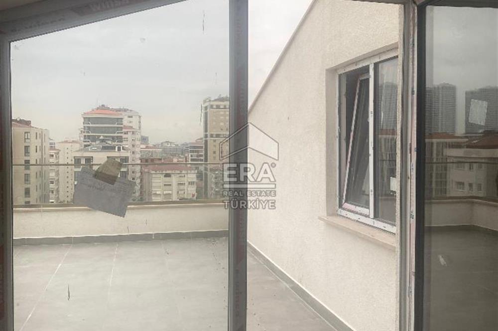 GÖZTEPE'DE DENİZ MANZARALI DUBLEKS DAİRE NO:57