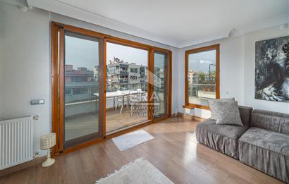 Alsancak Mustafa Bey Caddesi Satılık 3+1 Teraslı Daire