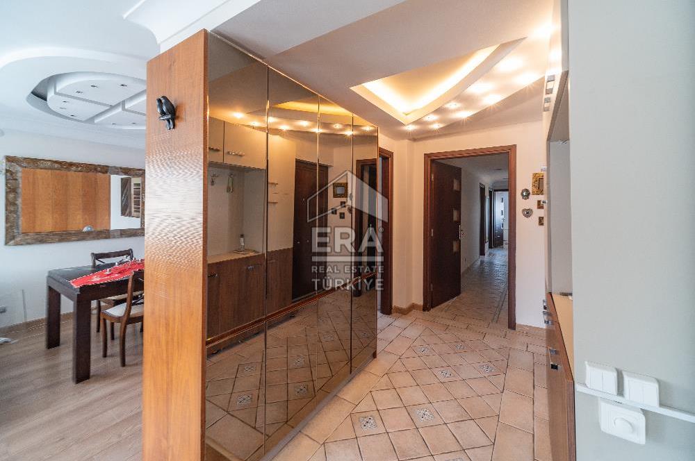 Alsancak Mustafa Bey Caddesi Satılık 3+1 Teraslı Daire