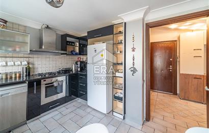 Alsancak Mustafa Bey Caddesi Satılık 3+1 Teraslı Daire