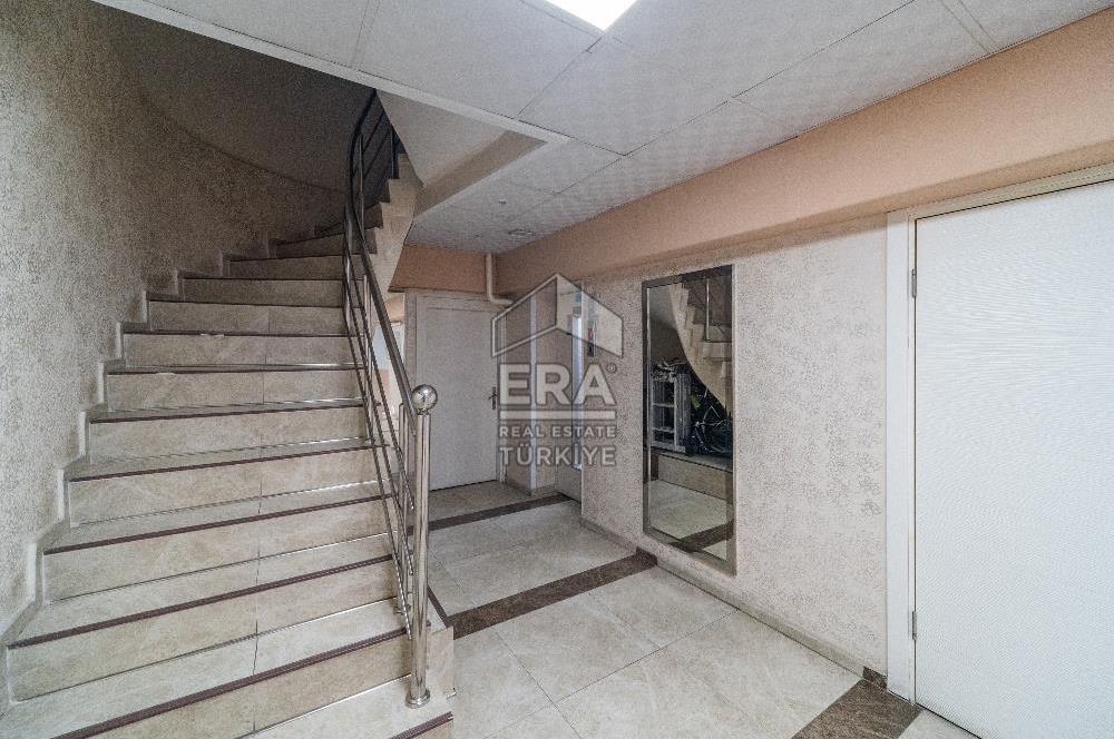 Alsancak Mustafa Bey Caddesi Satılık 3+1 Teraslı Daire