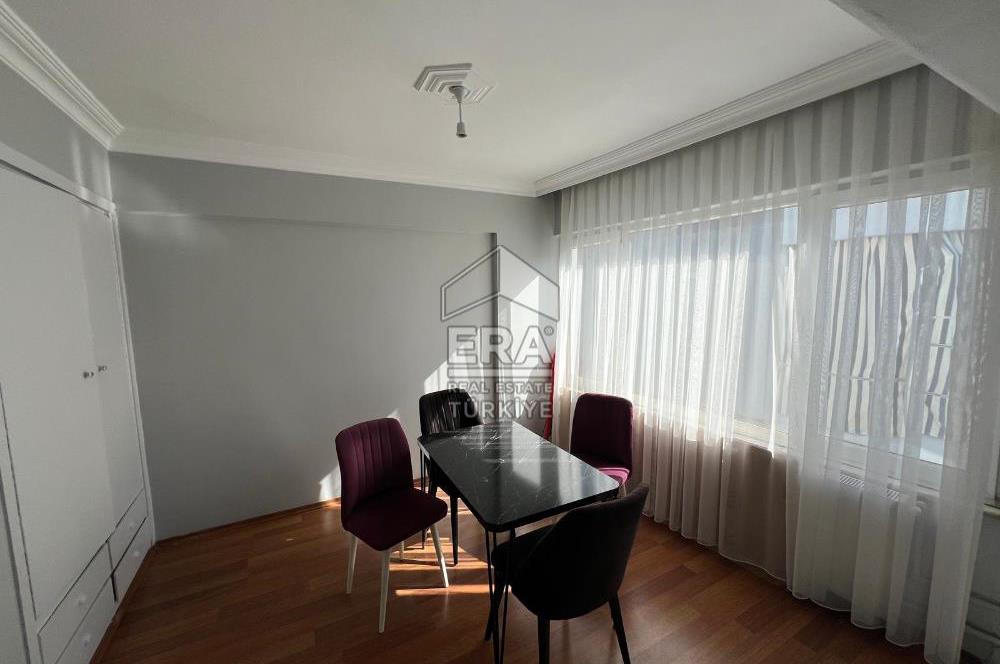 İstiklal Caddesi'nde Eşyalı Geniş 2+1 Kiralık Daire