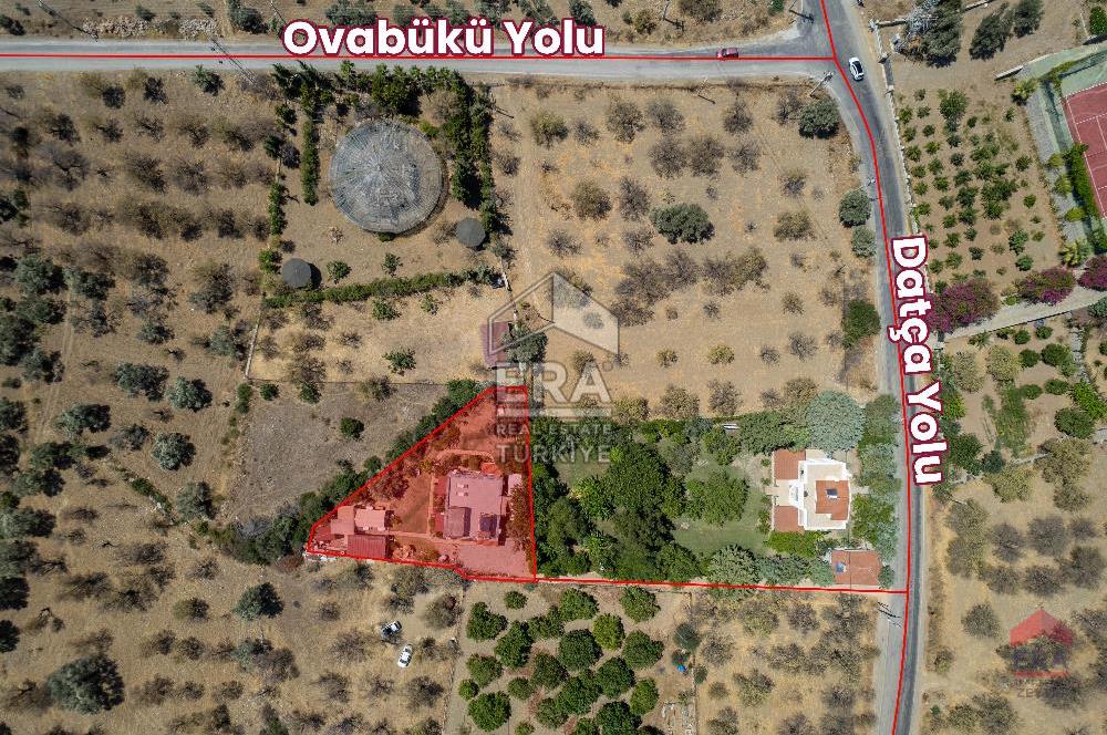 DATÇA MESUDİYE DE SATILIK 6 ODALI BAHÇELİ BUTİK OTEL