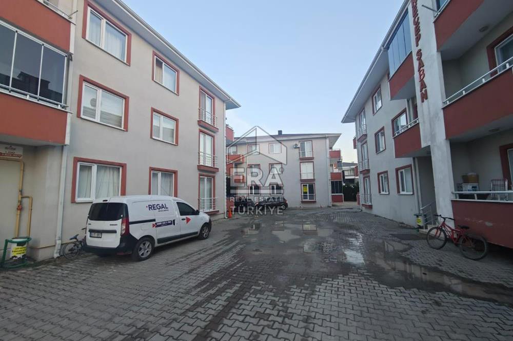 SERDİVAN YAZLIK MH.'DE SİTE İÇİ, AÇIK OTOPARKLI 3+1 DAİRE