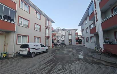 SERDİVAN YAZLIK MH.'DE SİTE İÇİ, AÇIK OTOPARKLI 3+1 DAİRE