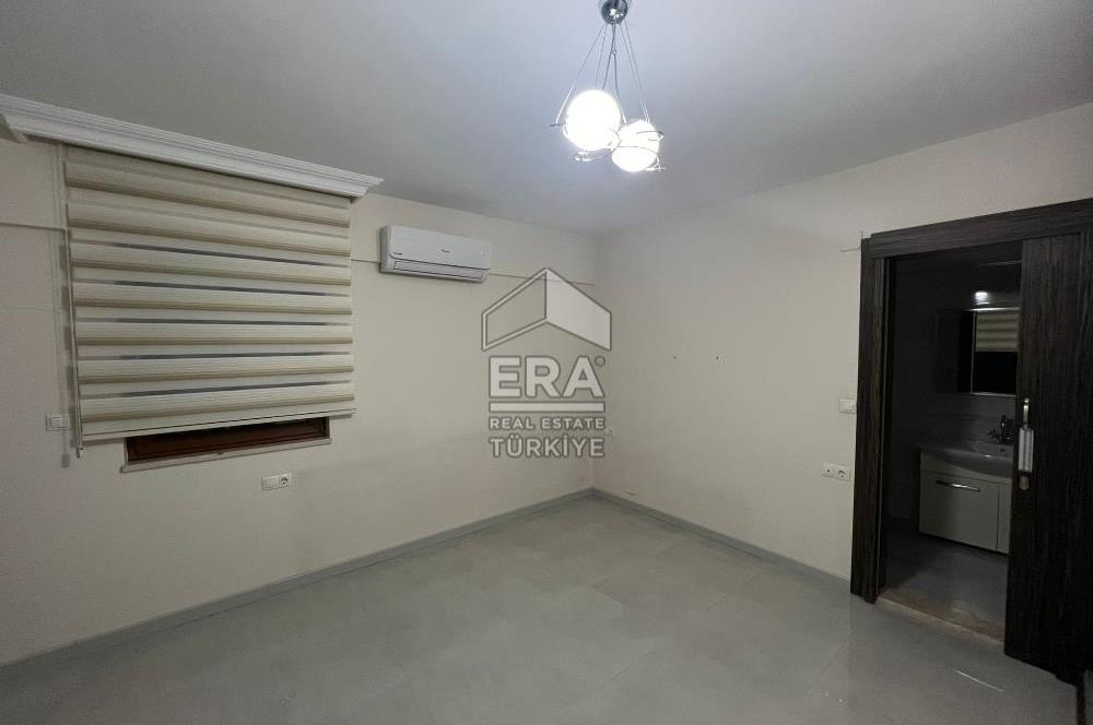 Gerzele'de 4 katlı (Giriş Katı Ticari) Asansörlü Kiralık Villa