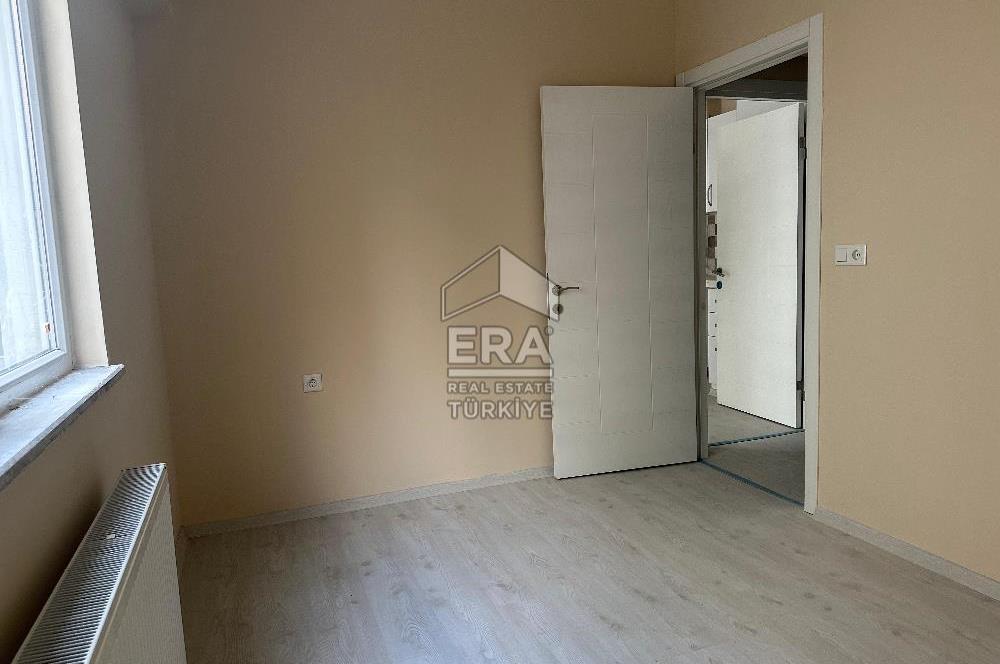 ERA PORT GÜVENCESİYLE NECATİBEY EĞİTİM FAKÜLTESİ ARKASI 1+1DAİRE