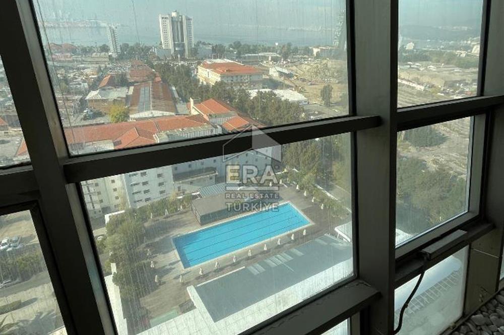 Folkart Towers'ta Deniz Manzaralı Büyük 3+1 Satılık Rezidans