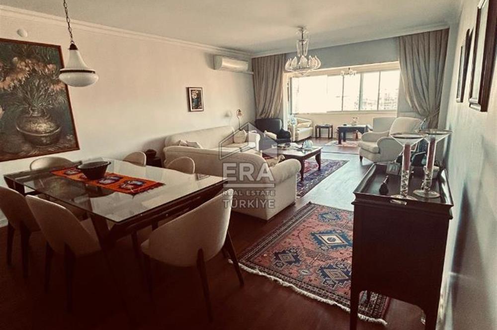 Mavişehir Selçuk Blokları 4+1 Satılık Daire 