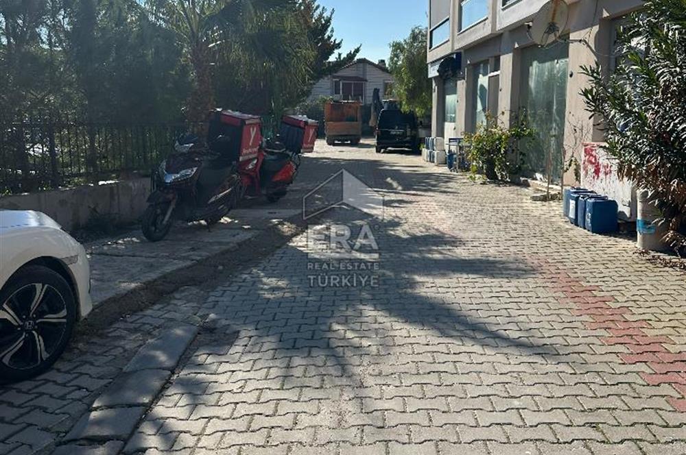 Çeşme Ilıca'da 40 m2 Satılık Dükkan