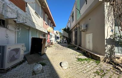 Çeşme Ilıca'da 40 m2 Satılık Dükkan