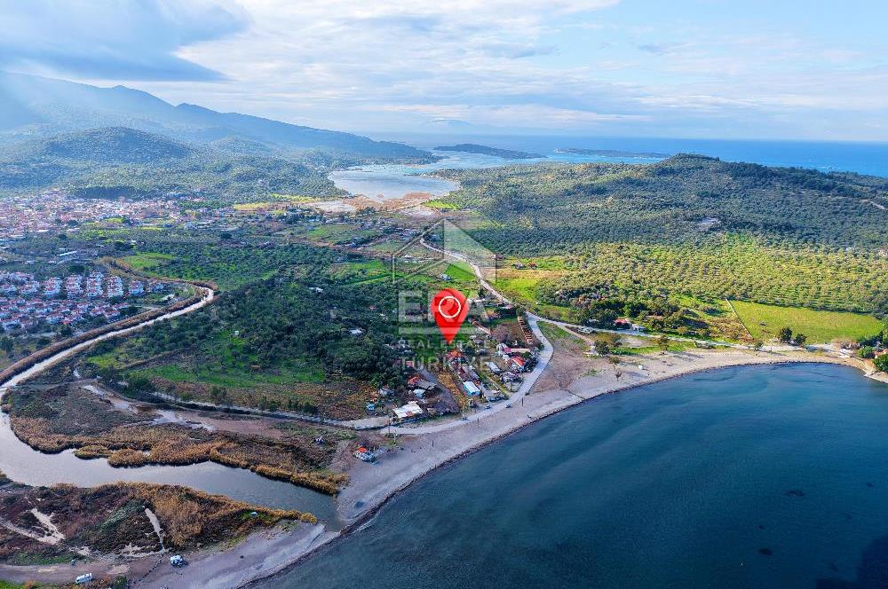 Dikili Bademli Denize Sıfır 16.215 m2 Satılık Tarla