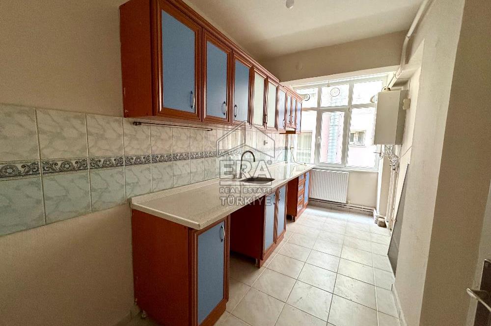 ERA PORT GÜVENCESİYLE ÇARŞI MERKEZDE KİRALIK 2+1 DAİRE