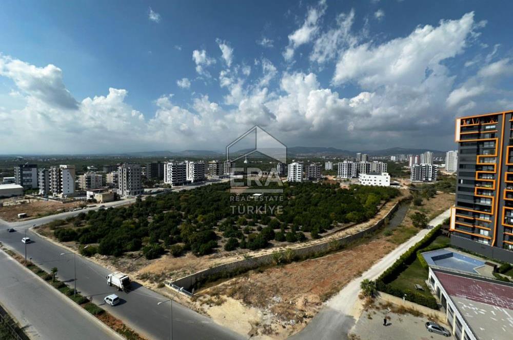 YAŞARDOĞU CADDESİNDE DENİZ MANZARALI LÜKS KİRALIK DAİRE