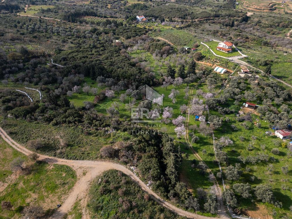 Datça Mahallesinde, İmar Sınırında Emsalsiz Arazi