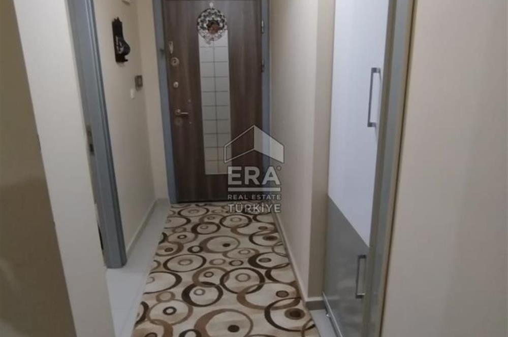 Karşıyaka Yalı Mahallesi 3+1 Ebeveyn Banyolu Daire