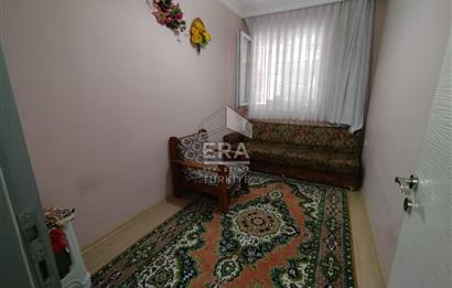 Karşıyaka Yalı Mahallesi 3+1 Ebeveyn Banyolu Daire