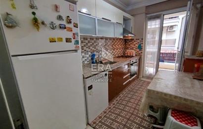 Karşıyaka Yalı Mahallesi 3+1 Ebeveyn Banyolu Daire