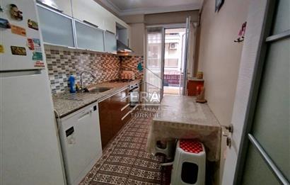 Karşıyaka Yalı Mahallesi 3+1 Ebeveyn Banyolu Daire