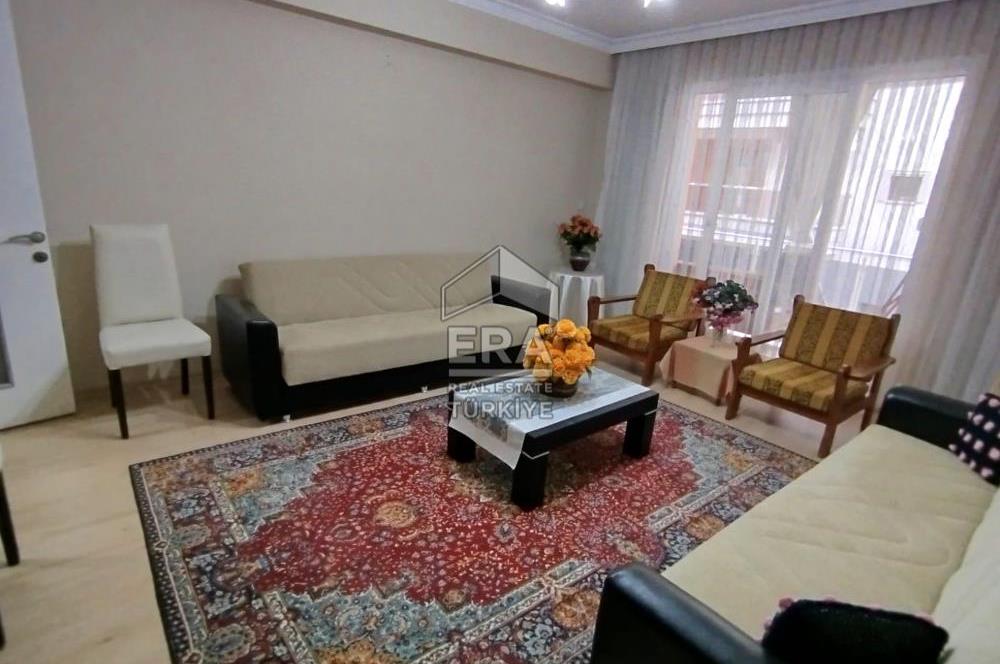 Karşıyaka Yalı Mahallesi 3+1 Ebeveyn Banyolu Daire